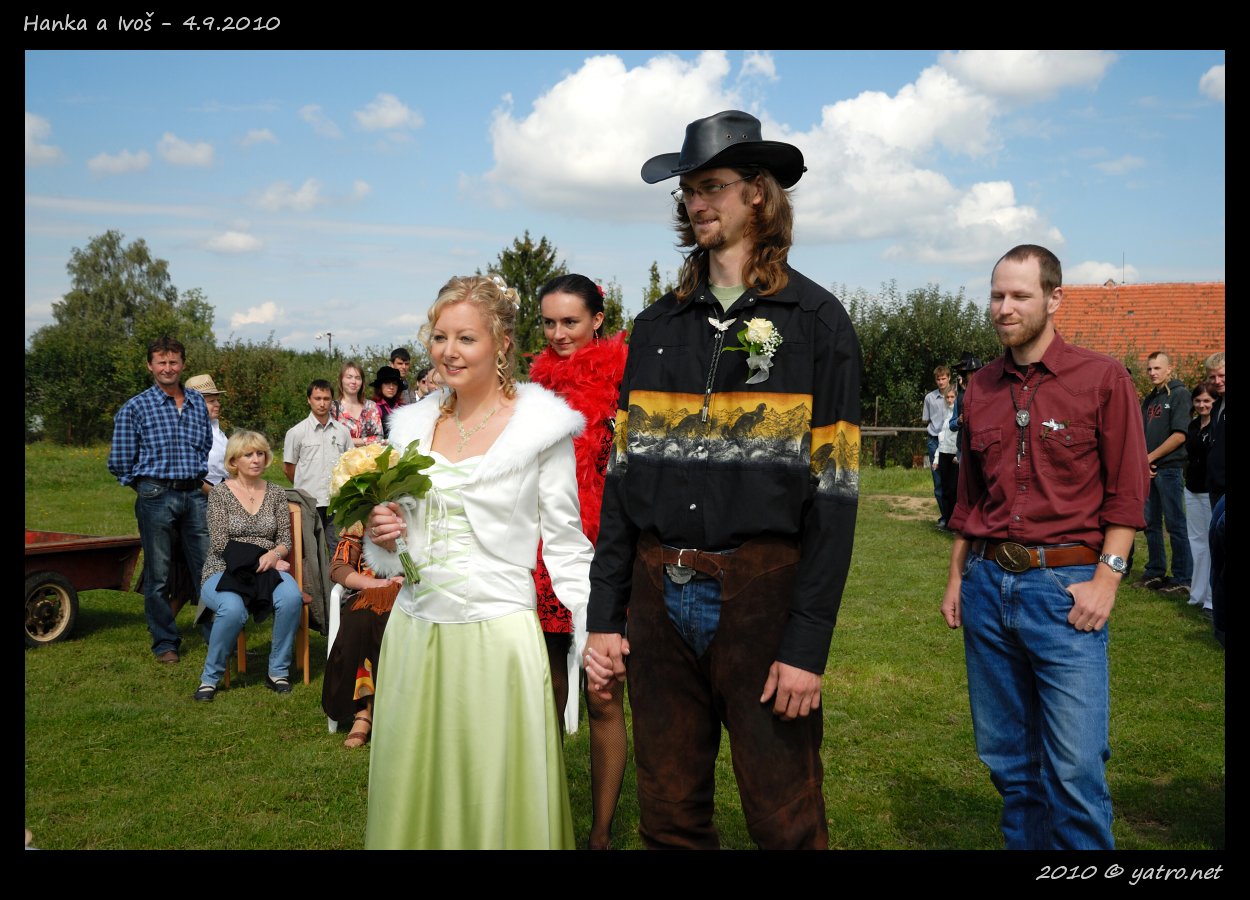 v-20100904-044.jpg